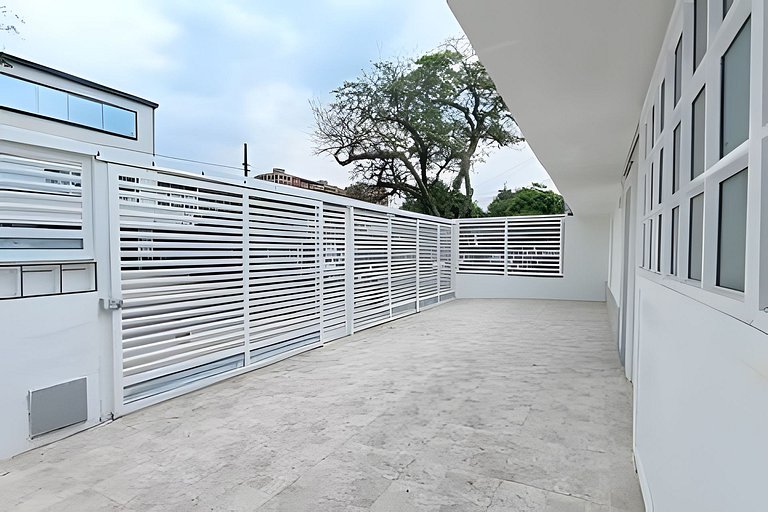 Alojamiento moderno Frente a Chipichape, ideal!