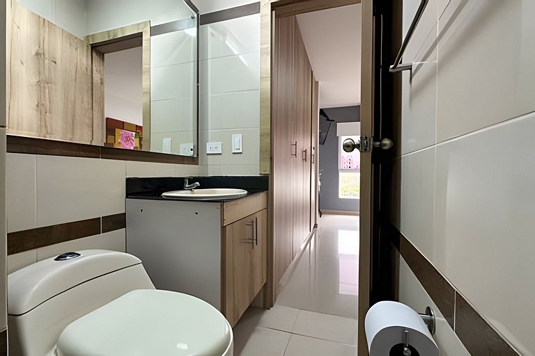 Estudio en la Flora jacuzzi406