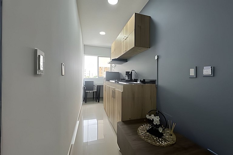 Estudio en la Flora jacuzzi406