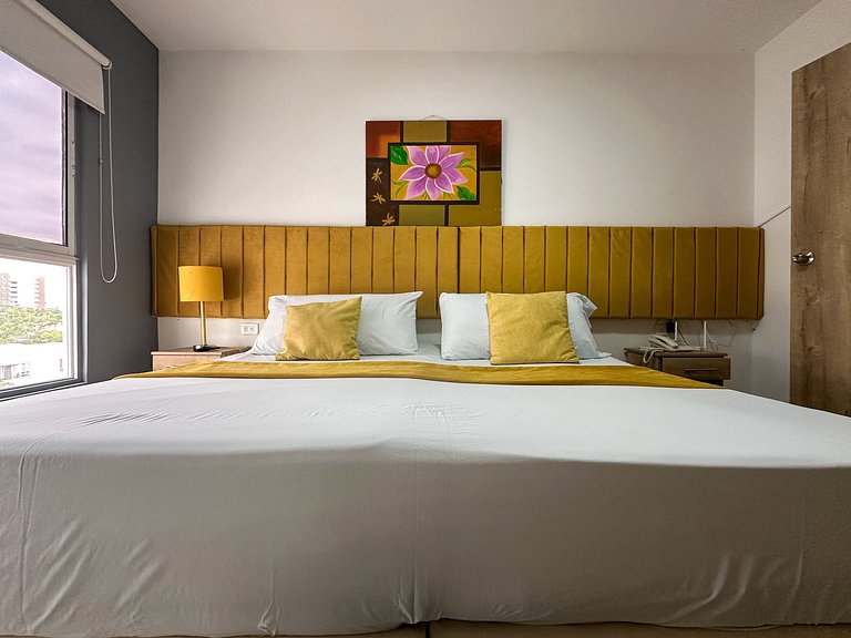 Estudio en la Flora jacuzzi406